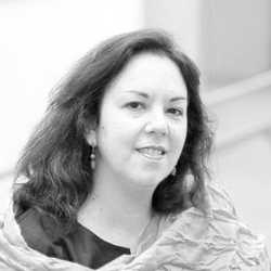 Dr Clara Portela profile image